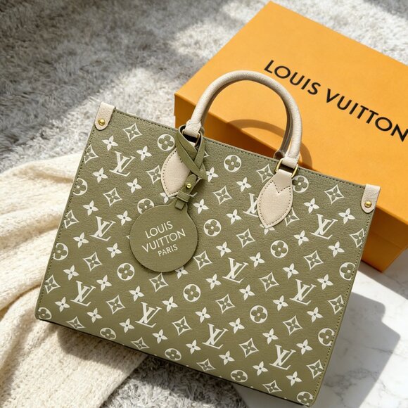 Louis Vuitton Handbags - Louis Vuitton MM Green